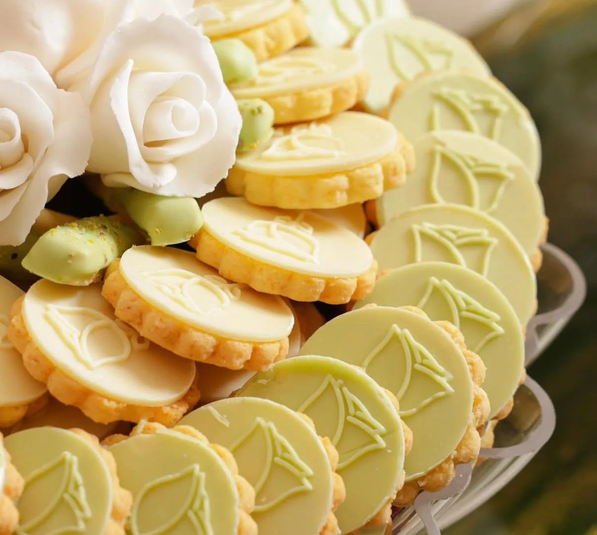 Stamp petit four