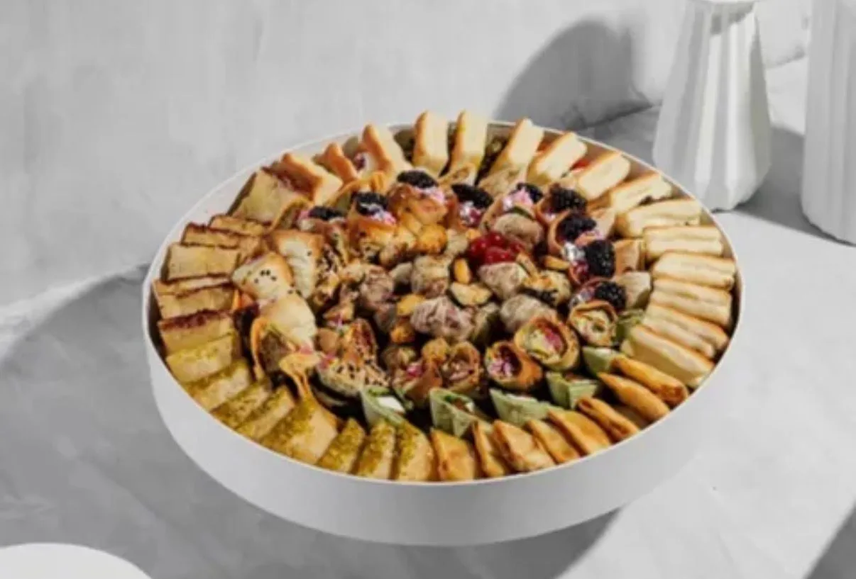 round mezza deluxe