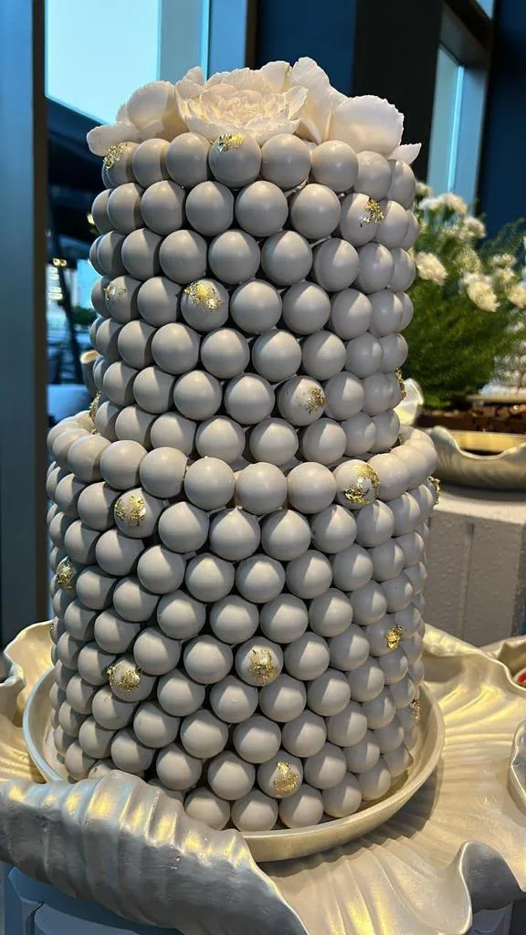 TRUFFLE CHOCOLATE TOWER